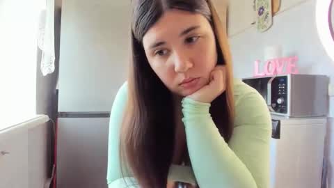 MiaMarrone online show from 05-03-26, 07:36