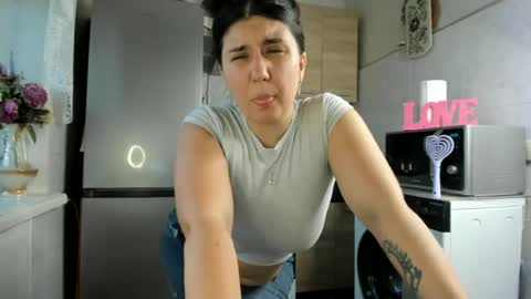 MiaMarrone online show from 06-20-26, 05:38