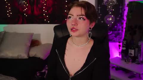 Lili online show from 07-10-26, 02:38