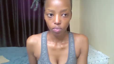 Muffin online show from 03-03-26, 01:50