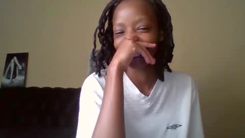 Muffin online show from 04-19-26, 10:23