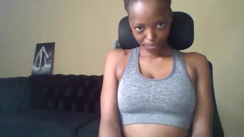 Muffin online show from 04-24-26, 11:01