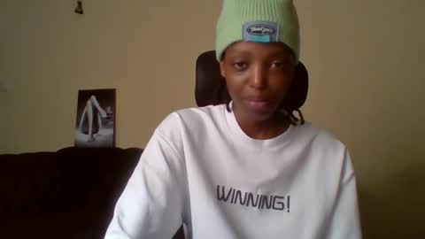 Snapshot of miami_muffin chatting on 05-02-26, 12:43 Muffin online show from 05-02-26, 12:43