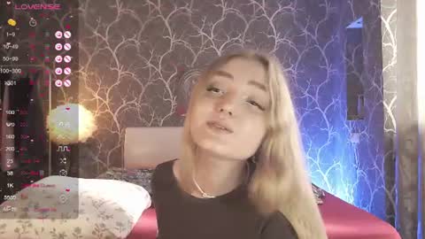 Mia online show from 07-27-26, 02:46