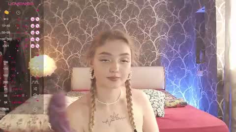 Mia online show from 07-31-26, 02:05
