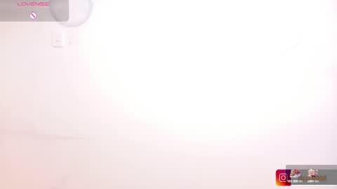 Mia  online show from 01-07-25, 03:33