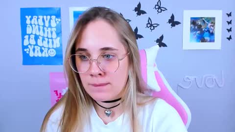 Snapshot of miamilas chatting on 12-23-24, 08:00 miamilas online show from 12-23-24, 08:00