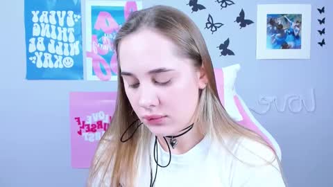 Snapshot of miamilas chatting on 01-09-25, 05:13 miamilas online show from 01-09-25, 05:13