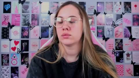 Snapshot of miamilas chatting on 03-11-25, 06:32 miamilas online show from 03-11-25, 06:32