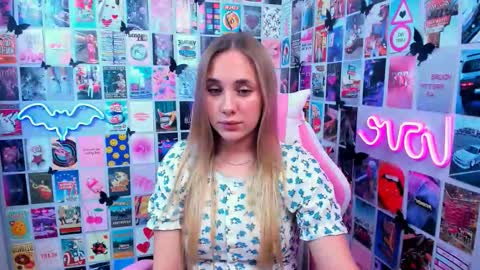 Snapshot of miamilas chatting on 09-29-25, 03:17 miamilas online show from 09-29-25, 03:17