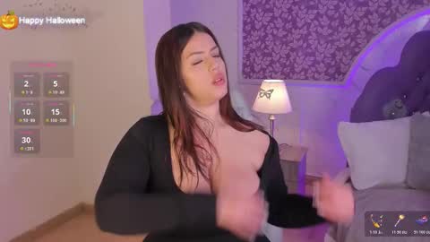 Mia   -5 7001400 Follow  online show from 11-03-25, 01:23