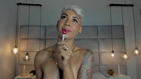 Mia Morgann online show from 02-02-25, 03:07