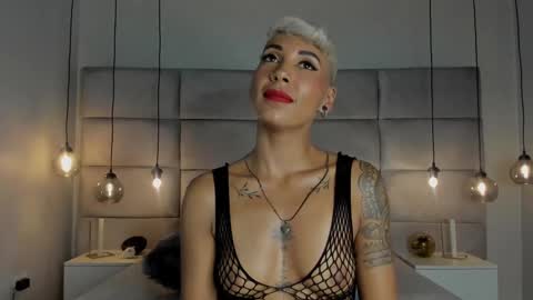 Mia Morgann online show from 02-03-25, 06:07