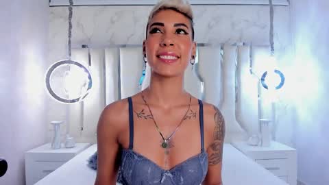 Mia Morgann online show from 02-22-25, 02:19