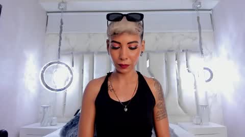 Mia Morgann online show from 03-08-25, 04:06