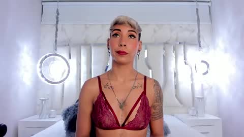 Mia Morgann online show from 03-10-25, 05:18