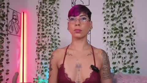 Mia Morgann online show from 05-13-26, 02:14