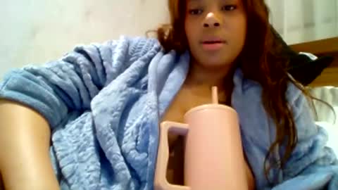 MiaMuffn online show from 01-15-25, 11:10