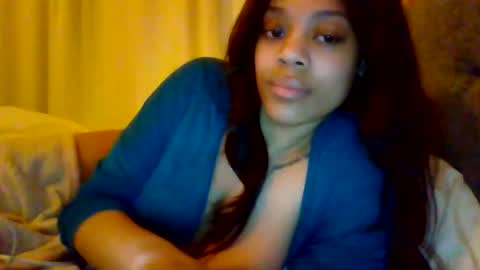 MiaMuffn online show from 03-11-26, 10:38