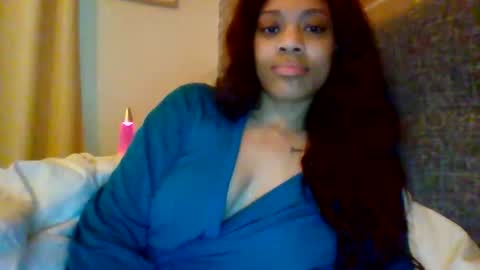 Snapshot of miamuffin8 chatting on 05-14-26, 04:14 MiaMuffn online show from 05-14-26, 04:14