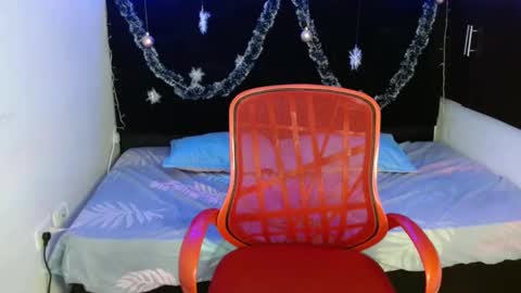 Snapshot of miapeyton chatting on 12-04-24, 06:39 Mia Peyton   online show from 12-04-24, 06:39