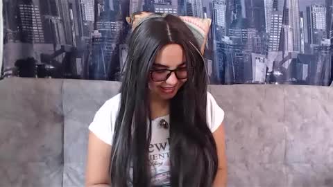 Snapshot of miapeyton chatting on 02-03-25, 03:49 Mia Peyton   online show from 02-03-25, 03:49