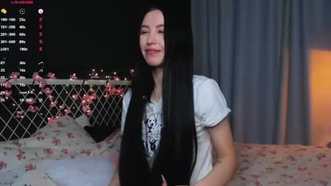 Liz online show from 06-11-26, 05:44