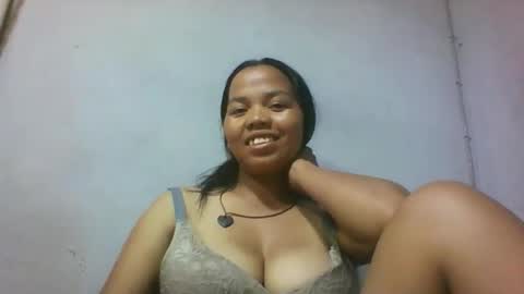 Snapshot of miarii chatting on 05-05-26, 03:20 miarii online show from 05-05-26, 03:20