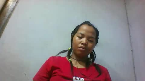 Snapshot of miarii chatting on 05-12-26, 04:42 miarii online show from 05-12-26, 04:42