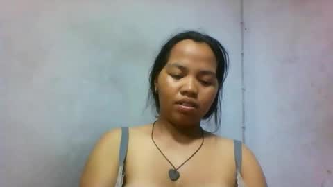 Snapshot of miarii chatting on 05-28-26, 05:32 miarii online show from 05-28-26, 05:32