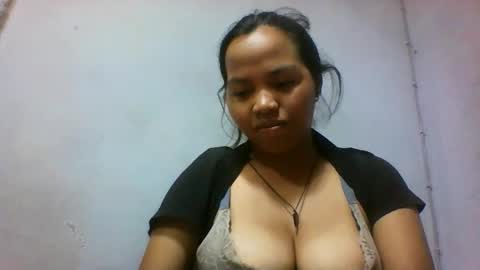 Snapshot of miarii chatting on 05-29-26, 06:17 miarii online show from 05-29-26, 06:17
