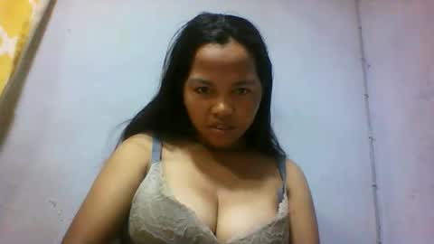 Snapshot of miarii chatting on 06-03-26, 04:37 miarii online show from 06-03-26, 04:37