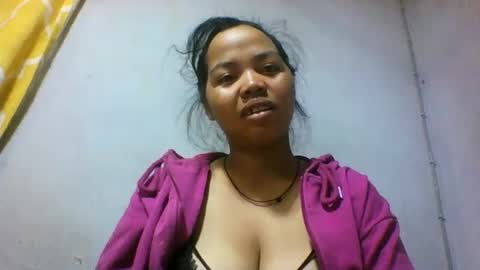 Snapshot of miarii chatting on 06-14-26, 02:24 miarii online show from 06-14-26, 02:24