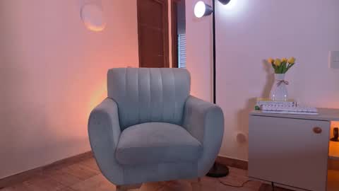 My name is Mia  Please say hello I like to chat with you. If you have requests or dirty talk please use tip online show from 09-10-25, 12:49