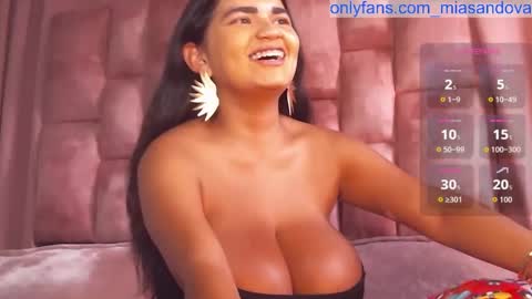 Snapshot of miasandoval_22 chatting on 09-16-25, 08:21 miasaandovaal 22 online show from 09-16-25, 08:21