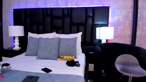 Snapshot of miasweetth chatting on 03-03-25, 12:05 Mia Sweetth online show from 03-03-25, 12:05