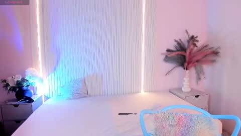 miaturner8 online show from 07-23-26, 11:41