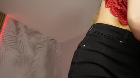 Snapshot of miavelvety chatting on 05-30-26, 06:38 Kimmy online show from 05-30-26, 06:38