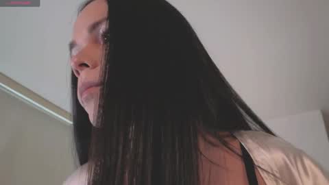 Snapshot of miavero chatting on 06-06-26, 02:44 Mia online show from 06-06-26, 02:44
