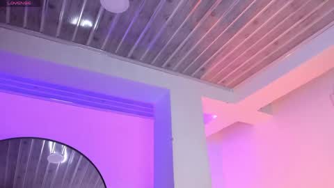 Mia Villalobos online show from 05-27-26, 12:40