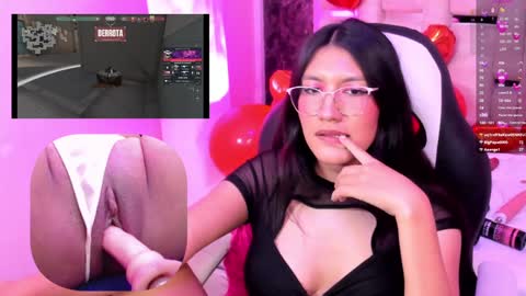 Snapshot of miavoss_ chatting on 02-06-25, 01:16 mia online show from 02-06-25, 01:16