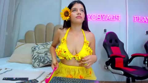 Snapshot of miawalkers chatting on 02-18-25, 03:42 miawalkers online show from 02-18-25, 03:42