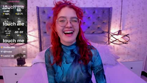 Mia winx  online show from 12-19-24, 01:50