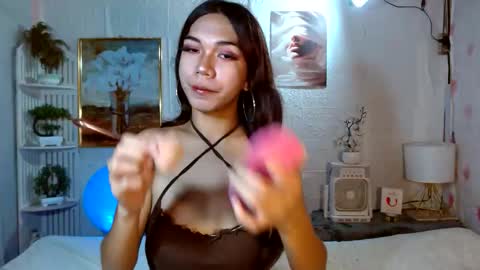 micalopez102702 online show from 04-21-26, 07:14