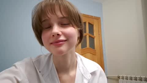 Luna online show from 10-01-25, 04:24