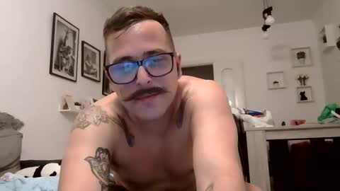 Snapshot of mich6921 chatting on 05-22-26, 01:13 MILO MIAMI online show from 05-22-26, 01:13