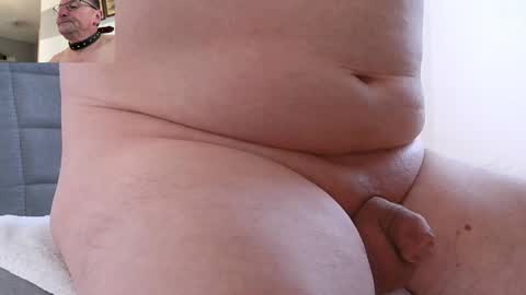 Snapshot of micha07133 chatting on 05-22-26, 12:00 micha online show from 05-22-26, 12:00