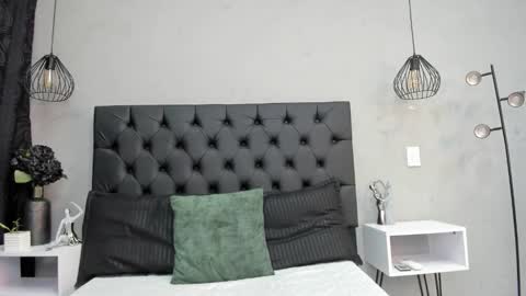 Snapshot of michael__ross chatting on 01-11-26, 11:48 Michael Ross online show from 01-11-26, 11:48