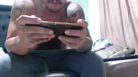 Michael Daviss online show from 10-21-25, 10:32