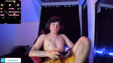 Snapshot of michael_kendall0 chatting on 12-25-24, 12:05 michael independent model online show from 12-25-24, 12:05